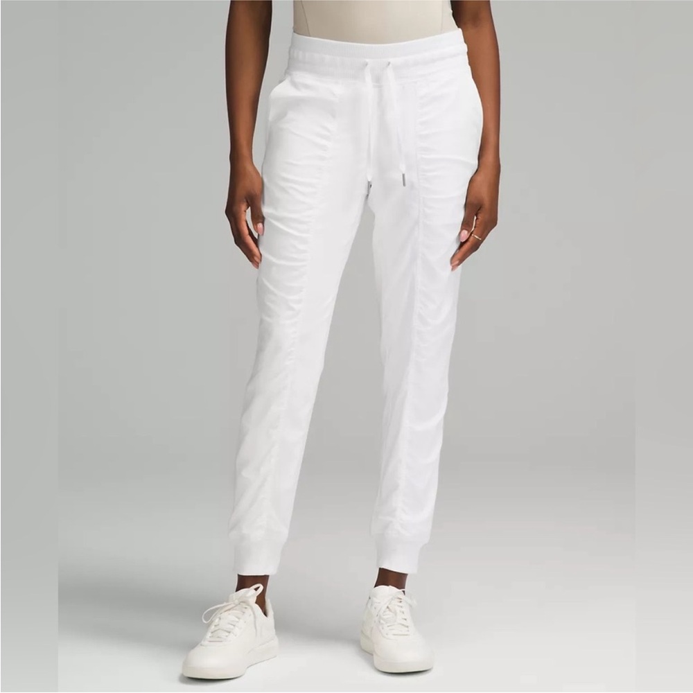 Lululemon Dance Studio White Jogger Full Length Lined Pants size 6